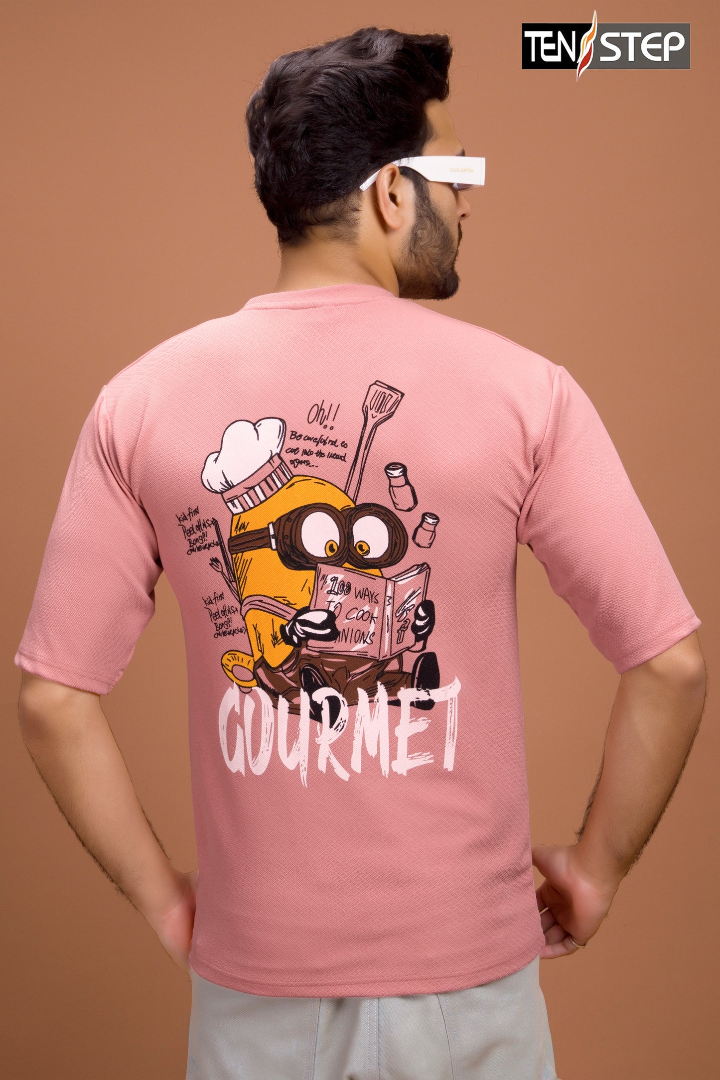 Gourmet Chef Back Print T-Shirt – Blush Pink
